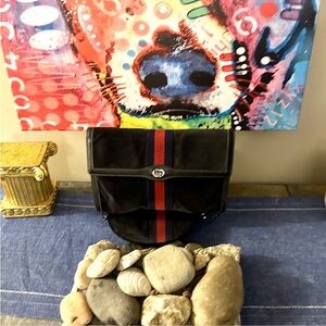 EUC Vintage Gucci Parfume Blue Suede Clutch Bag with Red and Blue Stripes